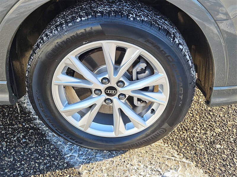 2022 Audi Q3 quattro S line Premium 45 TFSI