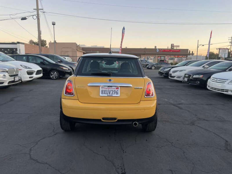 2009 MINI Cooper