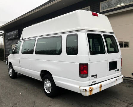 2014 Ford E-Series E-150