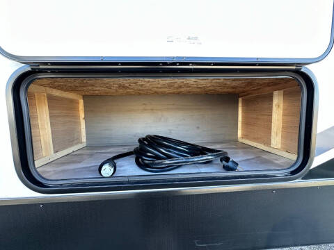 2024 Dutchmen Kodiak 2921FKDS