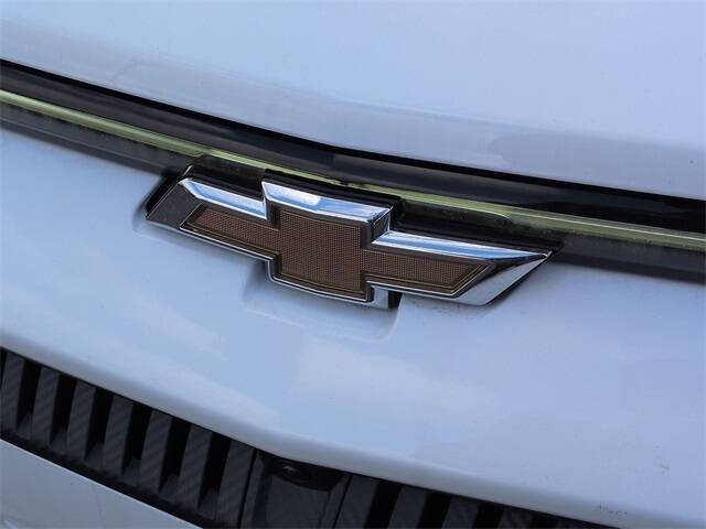 2026 Chevrolet Equinox EV LT 2