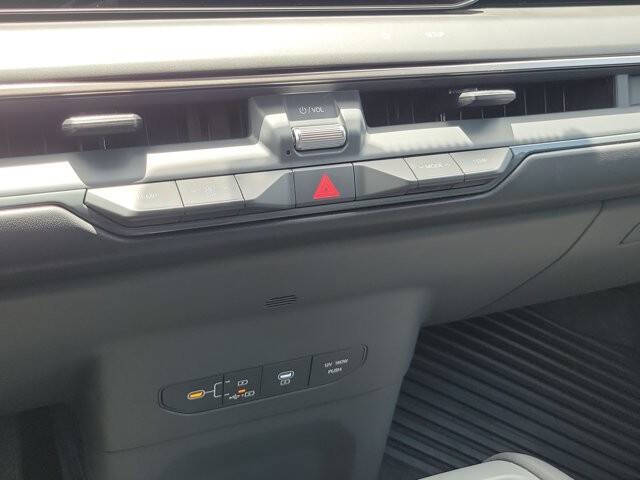 2026 Kia EV9 Light Long Range