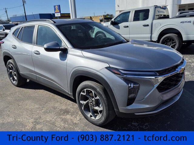 2024 Chevrolet Trax LT's photo