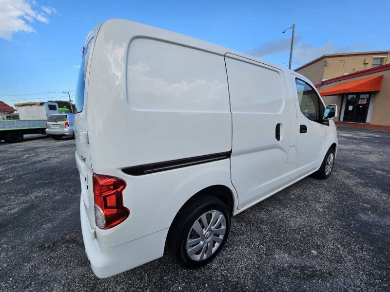 2020 Nissan NV200 SV