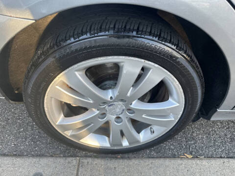 2011 Mercedes-Benz C-Class C 300 Sport 4MATIC