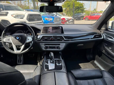 2019 BMW 7 Series 740i