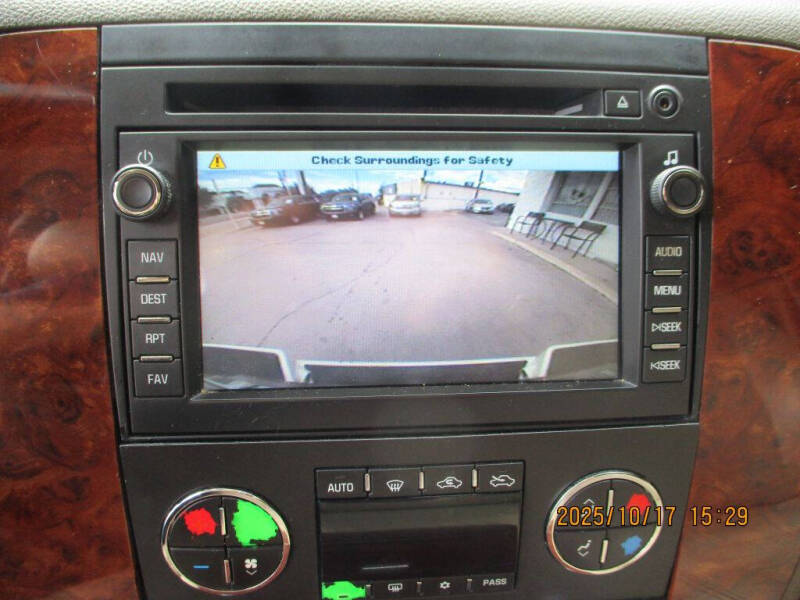 2011 Chevrolet Avalanche LTZ