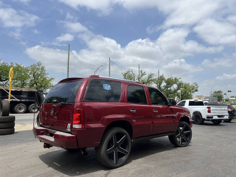 2005 Cadillac Escalade