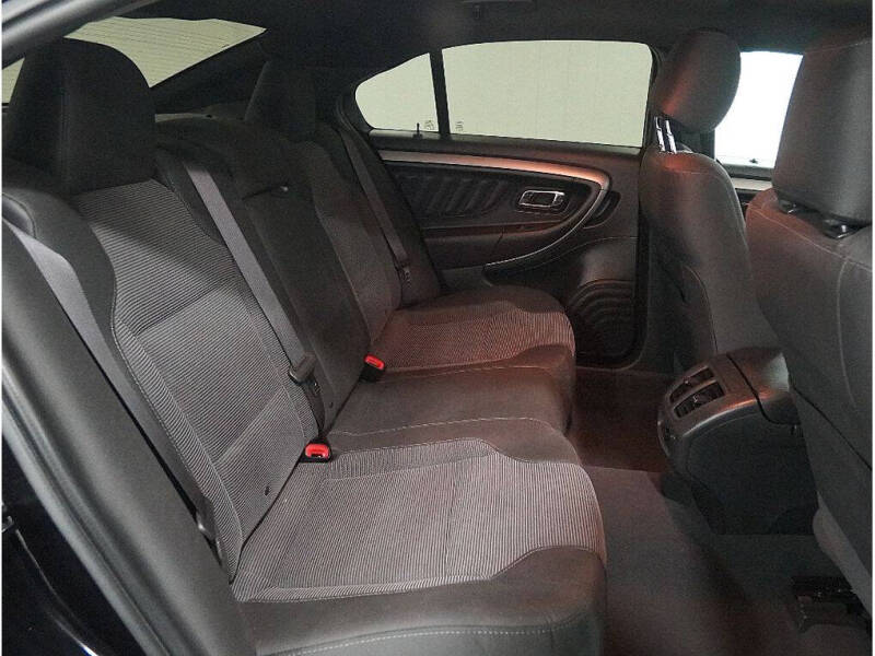 2019 Ford Taurus SEL