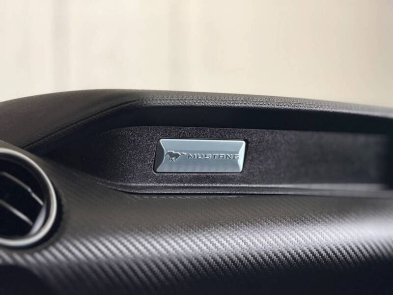 2021 Ford Mustang