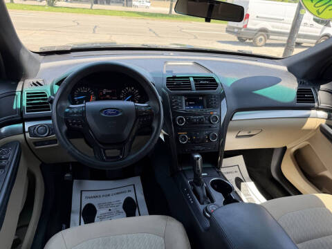 2017 Ford Explorer