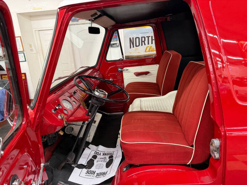 1962 Ford Econoline