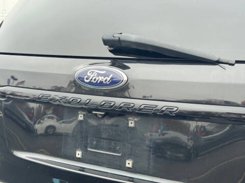 2014 Ford Explorer Sport