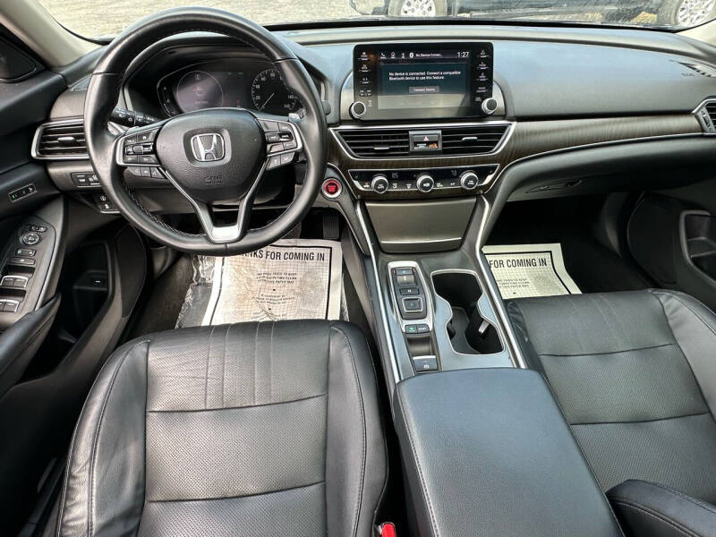 2018 Honda Accord EX-L photo 18