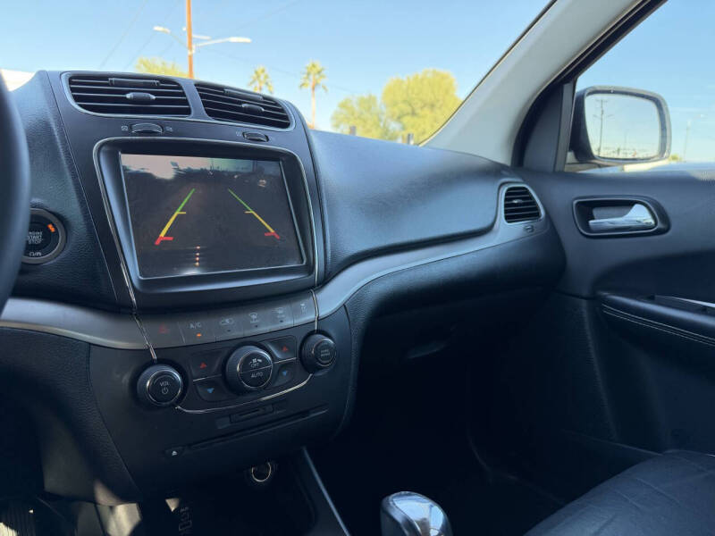 2018 Dodge Journey Crossroad