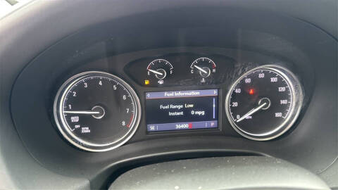 2022 Buick Enclave Essence