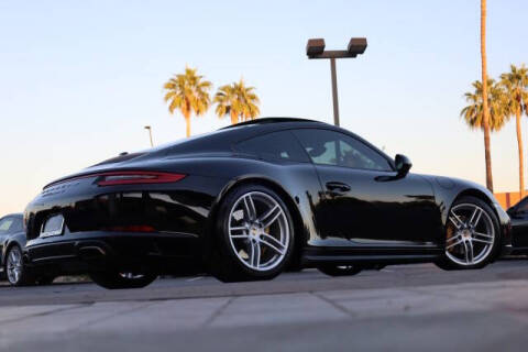2017 Porsche 911 Carrera 4