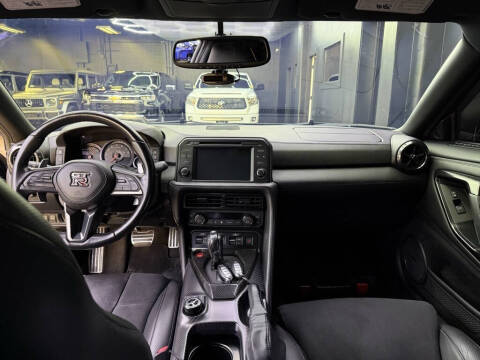 2017 Nissan GT-R Premium