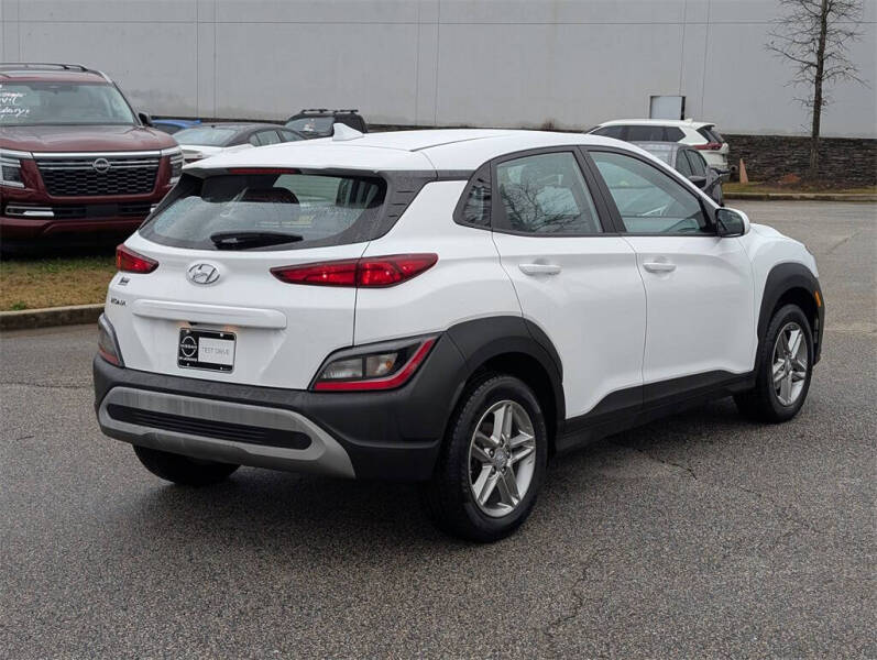 2022 Hyundai Kona SE
