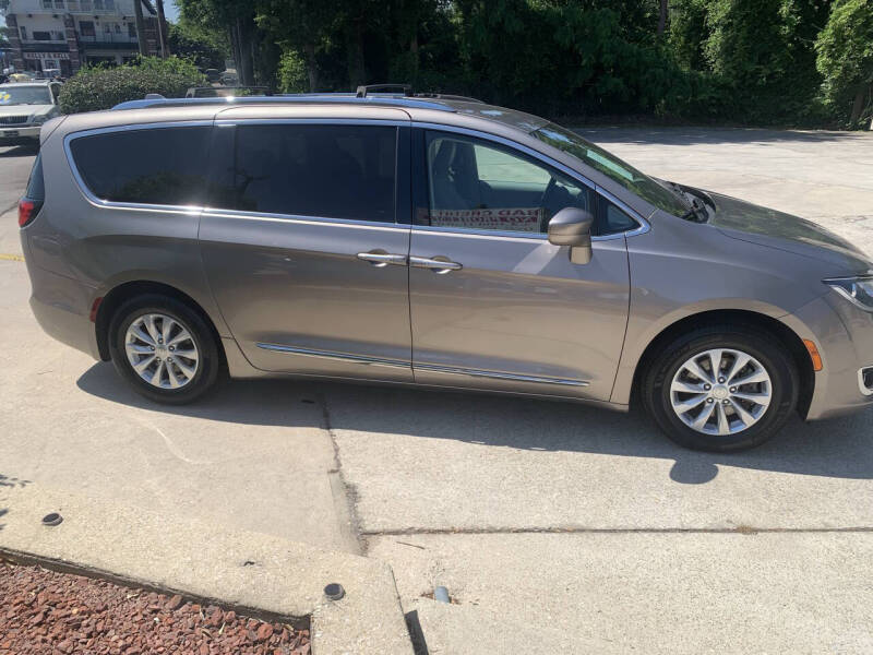 2018 Chrysler Pacifica Touring L