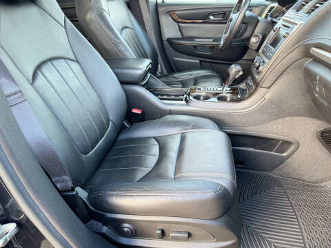 2015 GMC Acadia Denali