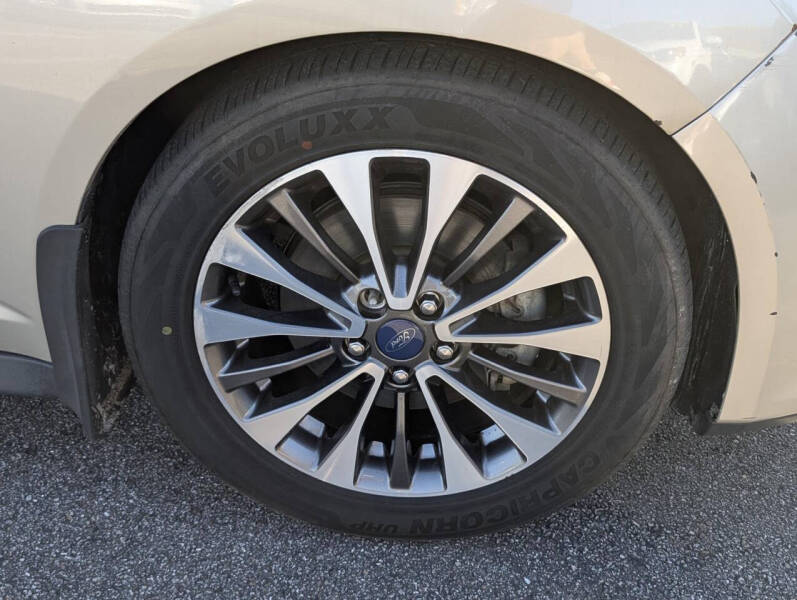 2017 Ford C-MAX Energi Titanium