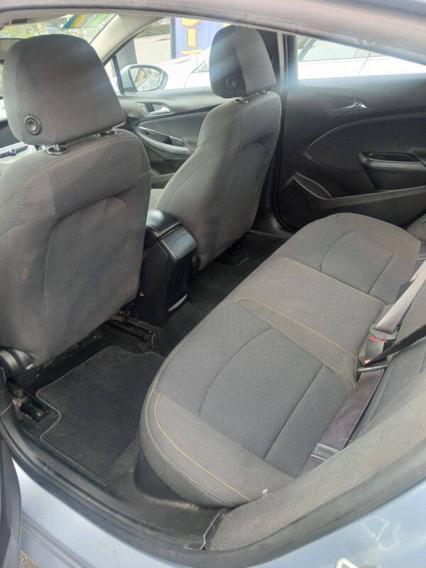 2017 Chevrolet Cruze LS Auto