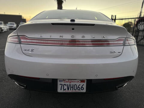 2013 Lincoln MKZ