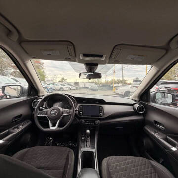 2021 Nissan Kicks SV