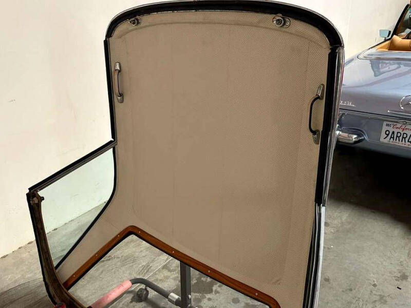 1970 Mercedes-Benz 280-Class