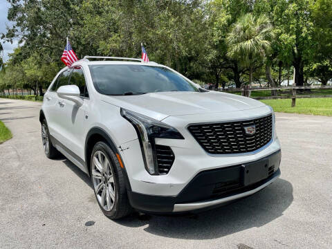 2019 Cadillac XT4 Premium Luxury
