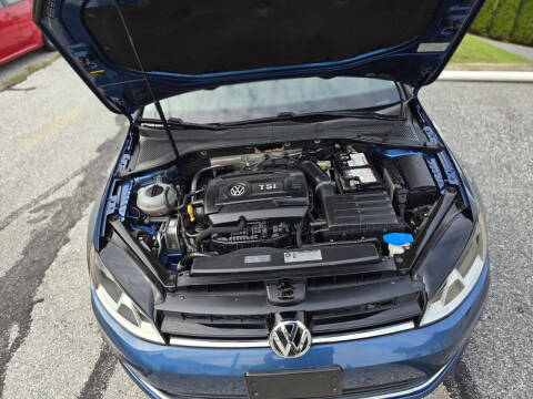 2017 Volkswagen Golf TSI SEL