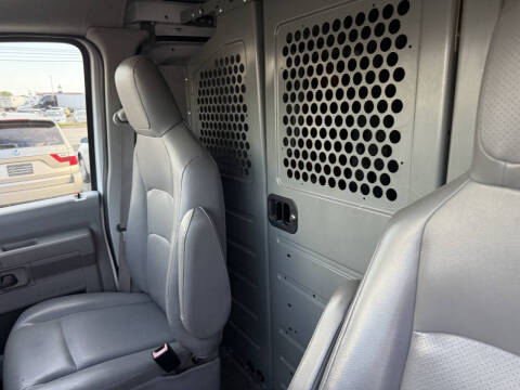 2011 Ford E-Series E-250