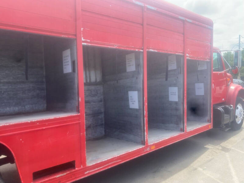 2000 International 4900