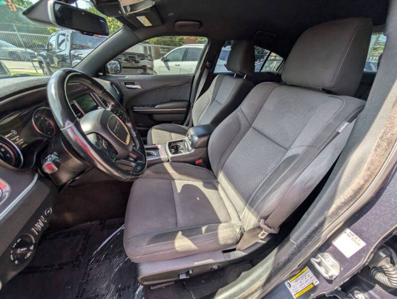 2019 Dodge Charger SXT