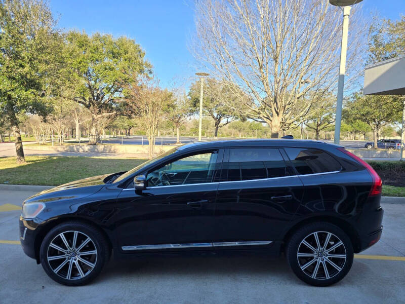2016 Volvo XC60 T5 Drive-E Platinum