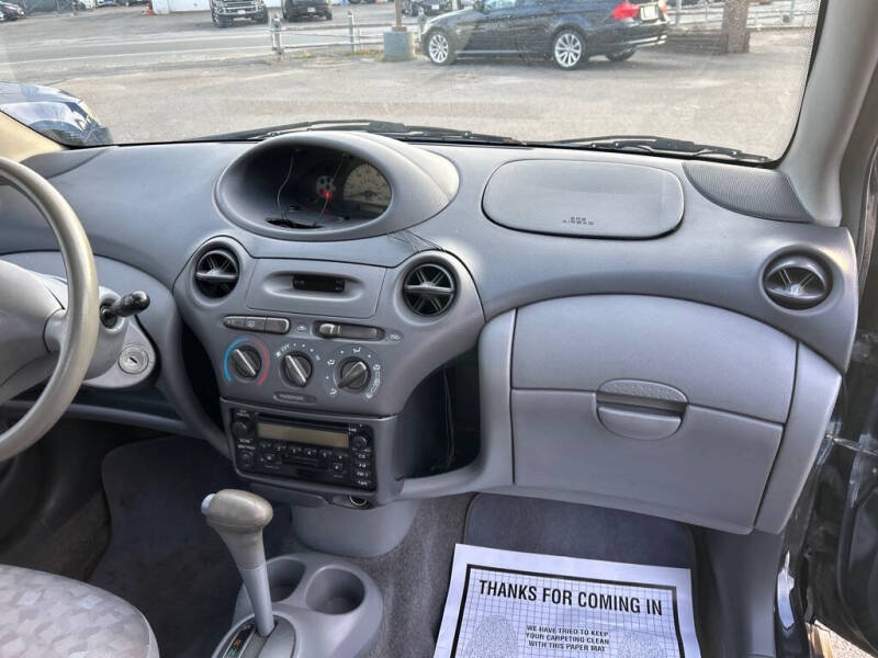 2002 Toyota ECHO