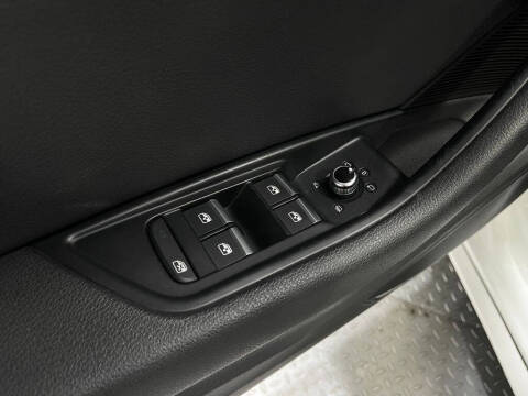 2017 Audi A4 2.0T quattro Premium Plus