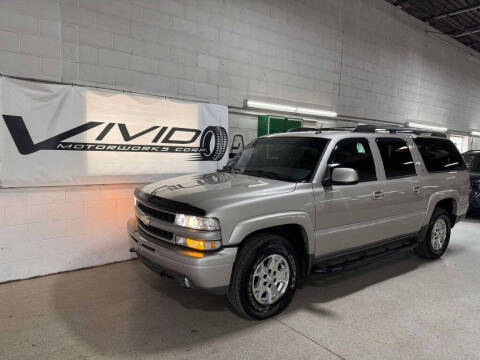 2005 Chevrolet Suburban for sale at VIVID MOTORWORKS, CORP. in Villa Park IL