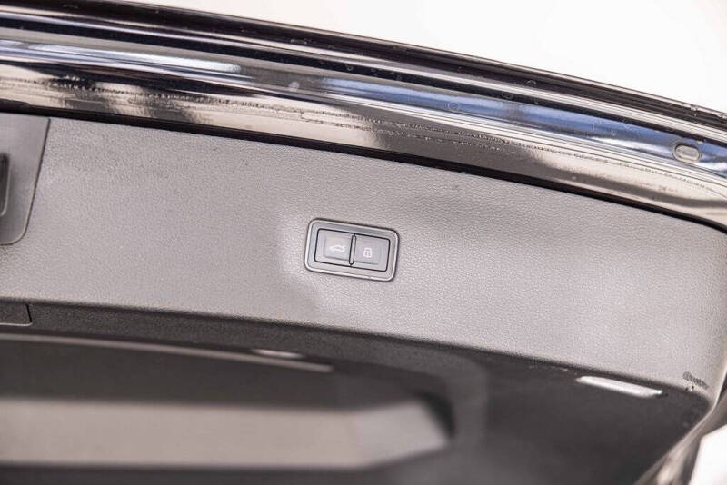 2021 Audi Q8 quattro Prestige 55 TFSI