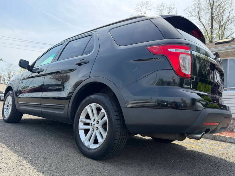2015 Ford Explorer