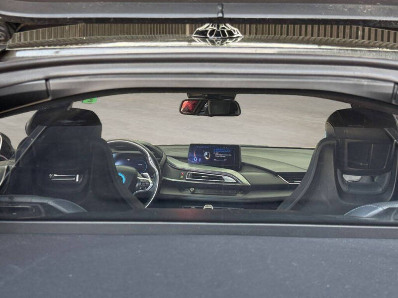 2015 BMW i8
