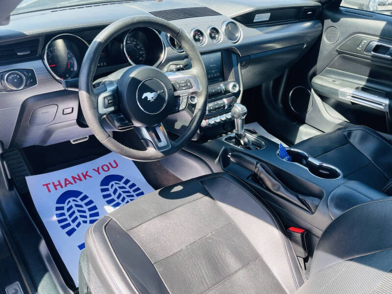 2015 Ford Mustang EcoBoost Premium
