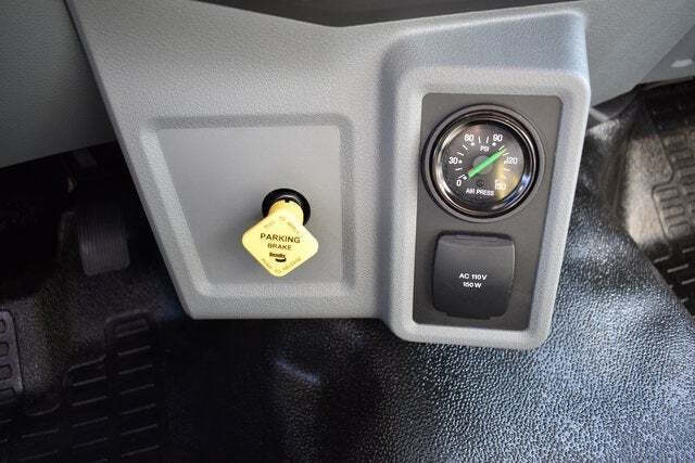 2025 Ford F-750 Super Duty