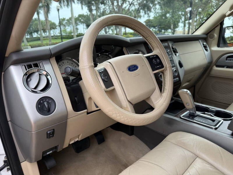 2013 Ford Expedition XLT