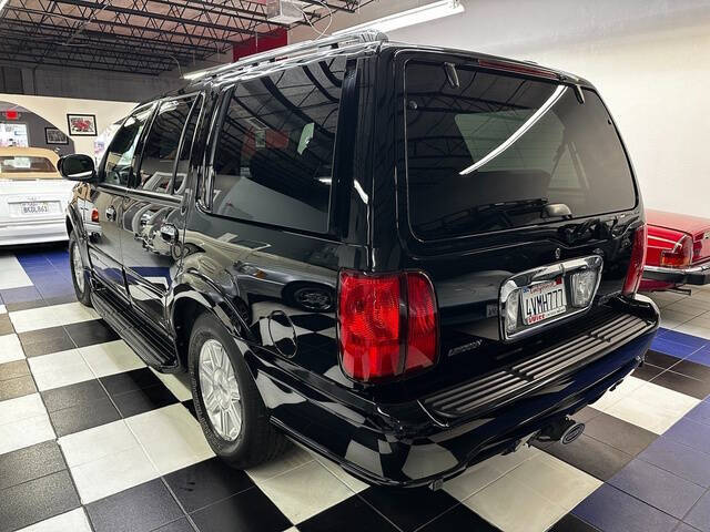 2002 Lincoln Navigator