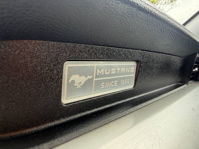 2017 Ford Mustang EcoBoost Premium