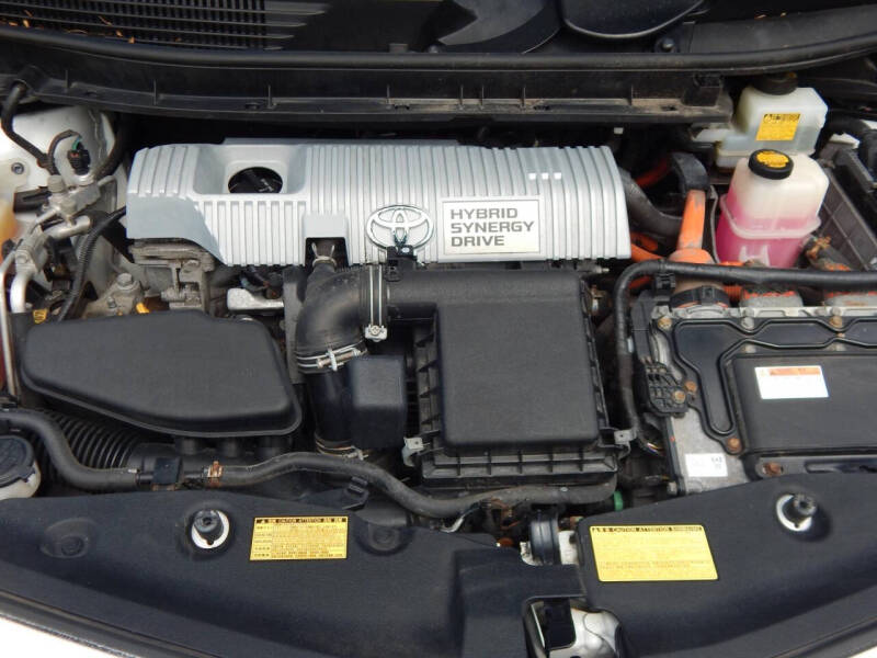 2013 Toyota Prius v
