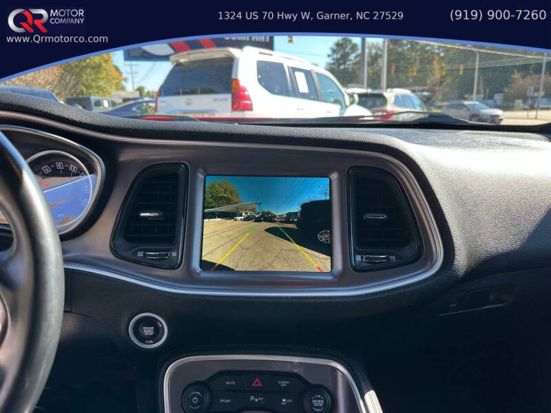 2019 Dodge Challenger SXT