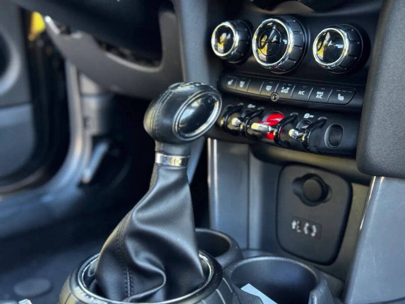 2015 MINI Hardtop 2 Door Cooper